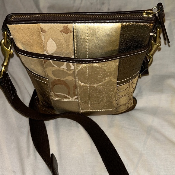 Vintage Y2K Limited Edition Coach Patchwork Swingback Messenger Crossbody